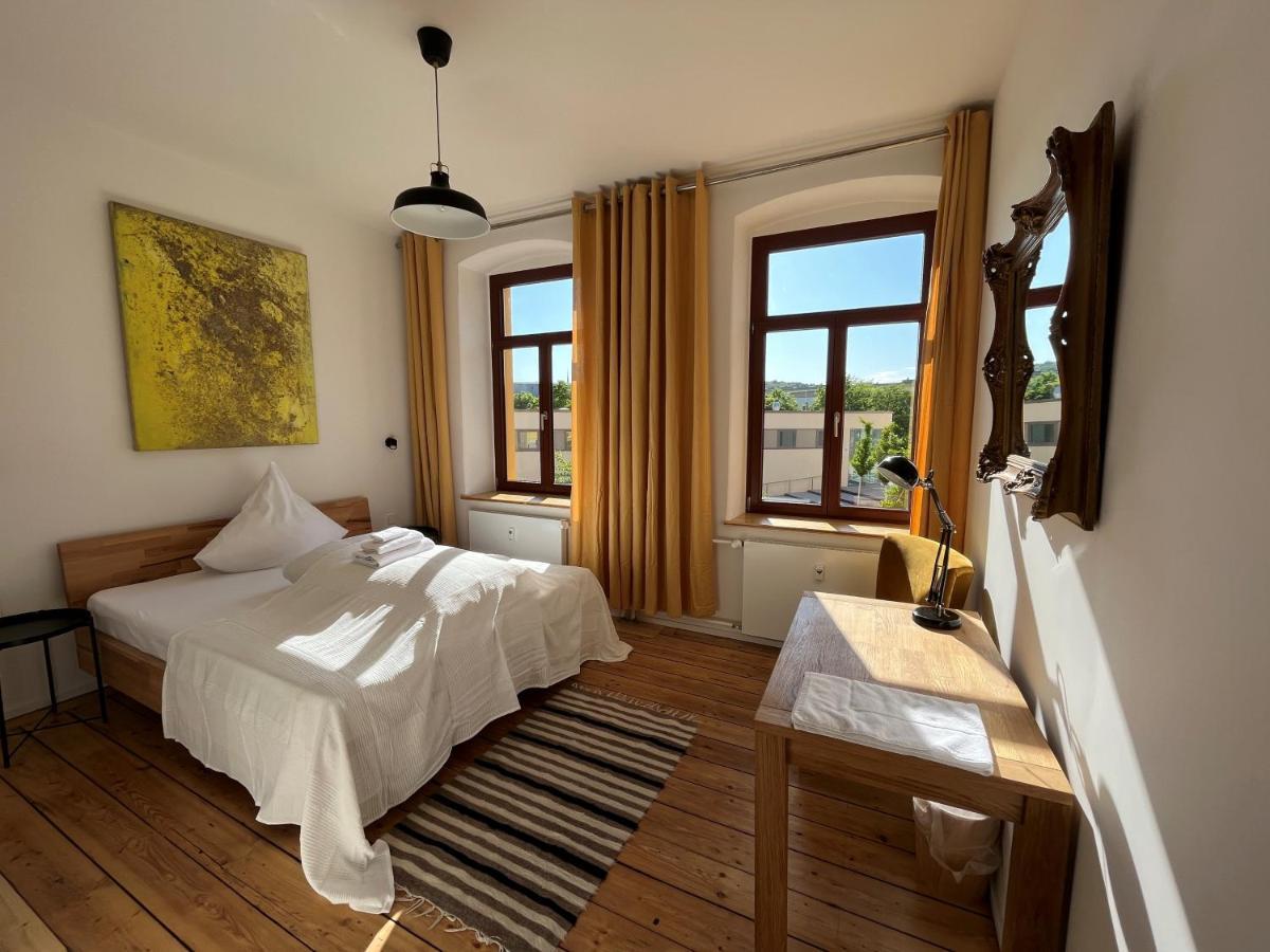 Kuenstlerzimmer Im Kulturhaus Haeselburg Gera Kültér fotó