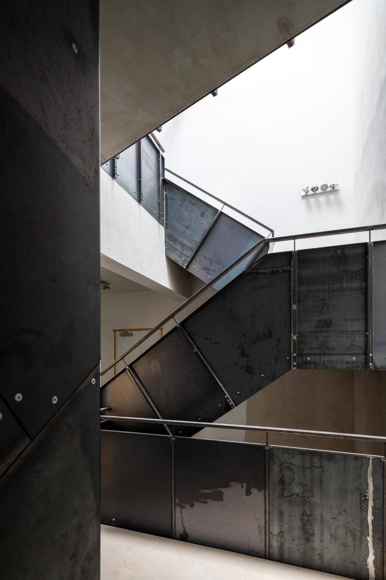 Kuenstlerzimmer Im Kulturhaus Haeselburg Gera Kültér fotó