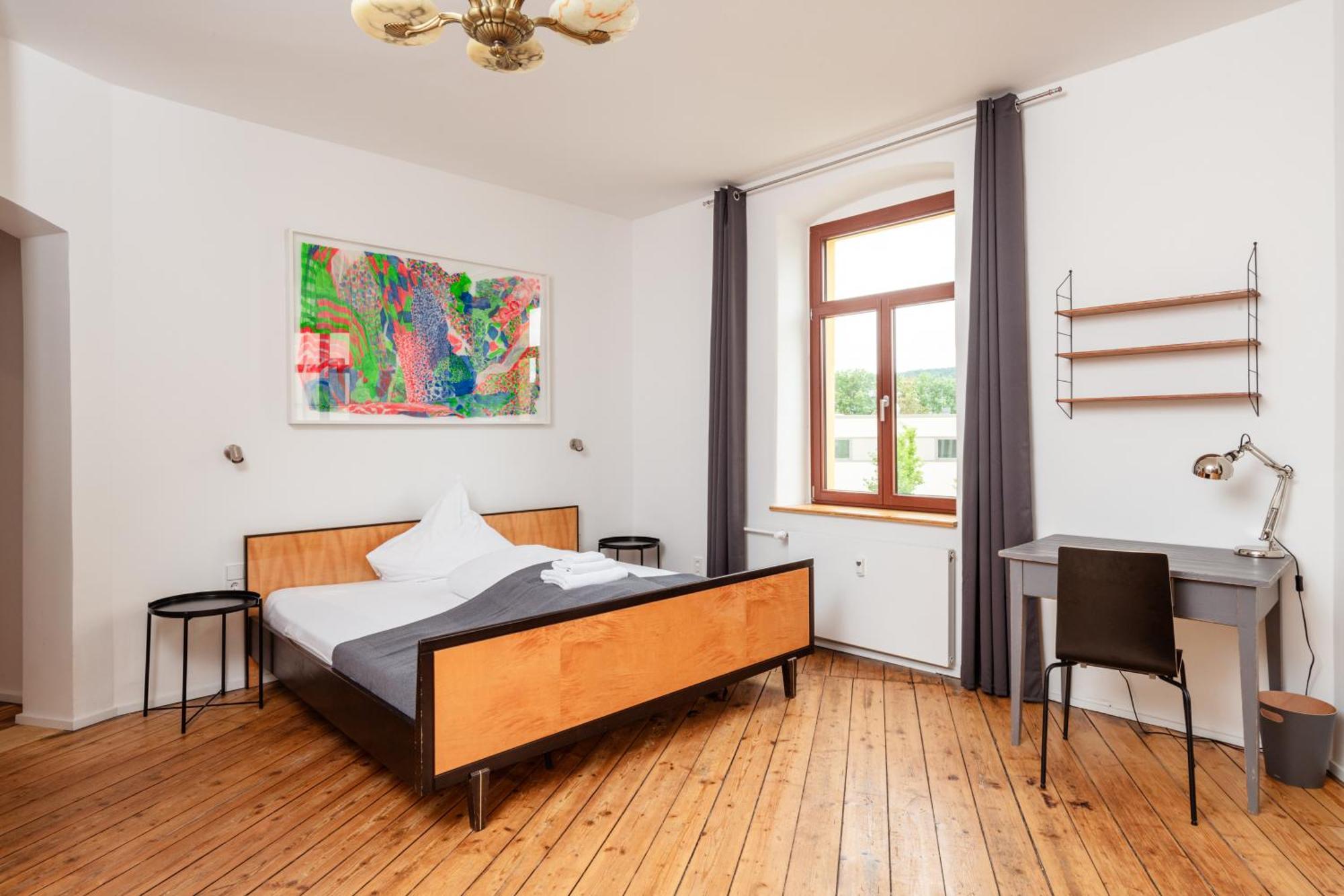 Kuenstlerzimmer Im Kulturhaus Haeselburg Gera Kültér fotó