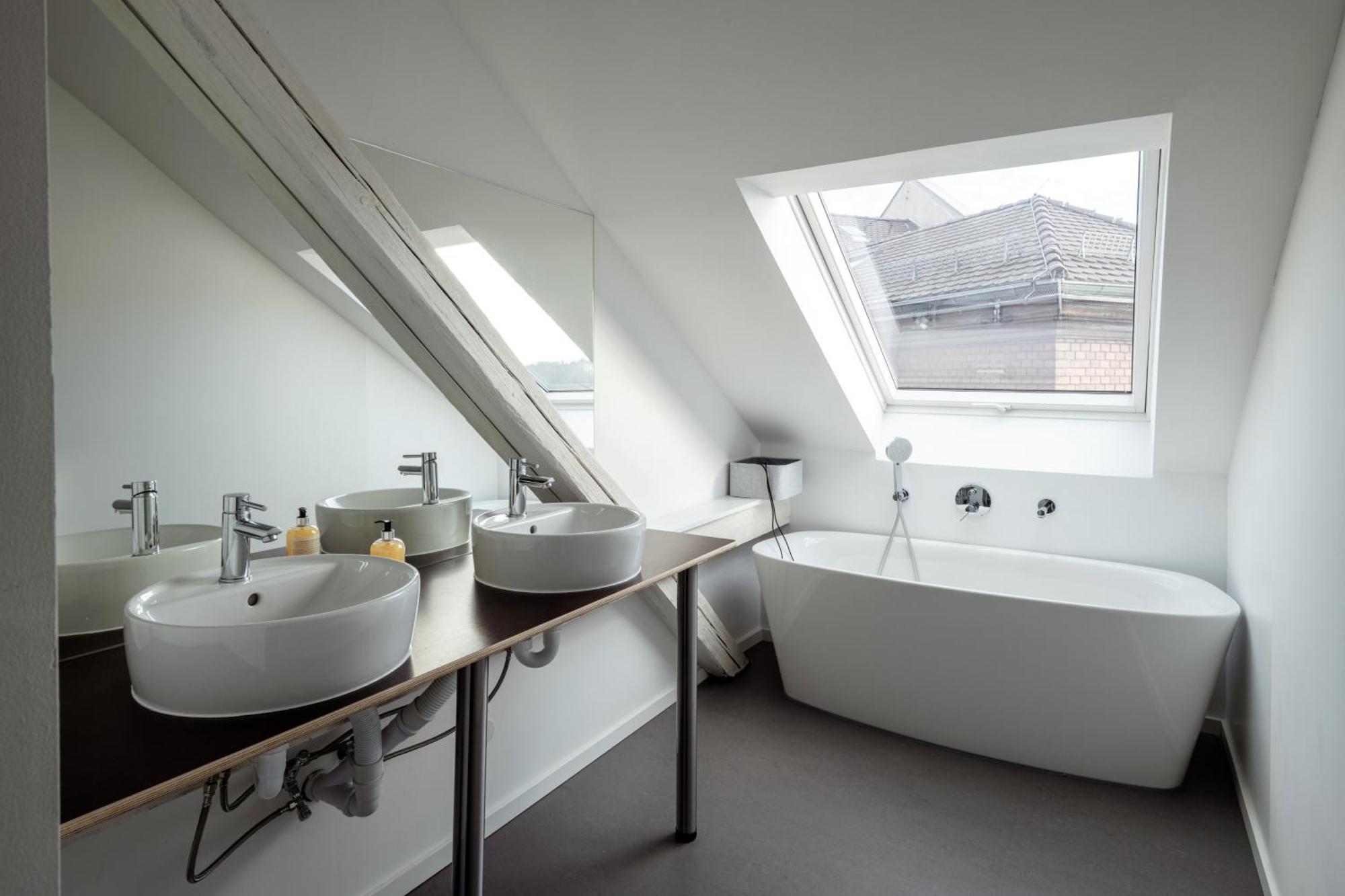 Kuenstlerzimmer Im Kulturhaus Haeselburg Gera Kültér fotó