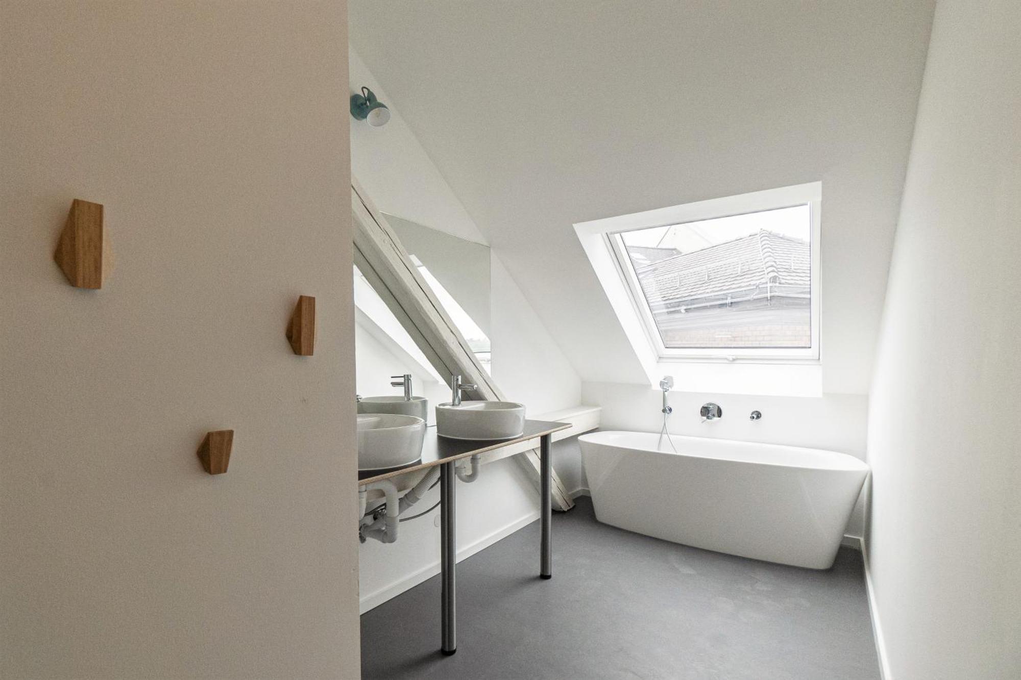 Kuenstlerzimmer Im Kulturhaus Haeselburg Gera Kültér fotó