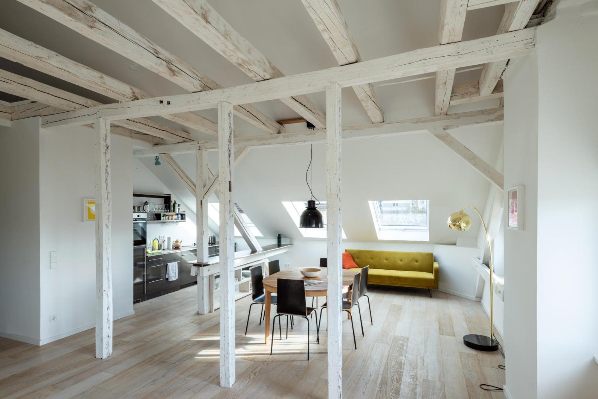 Kuenstlerzimmer Im Kulturhaus Haeselburg Gera Kültér fotó