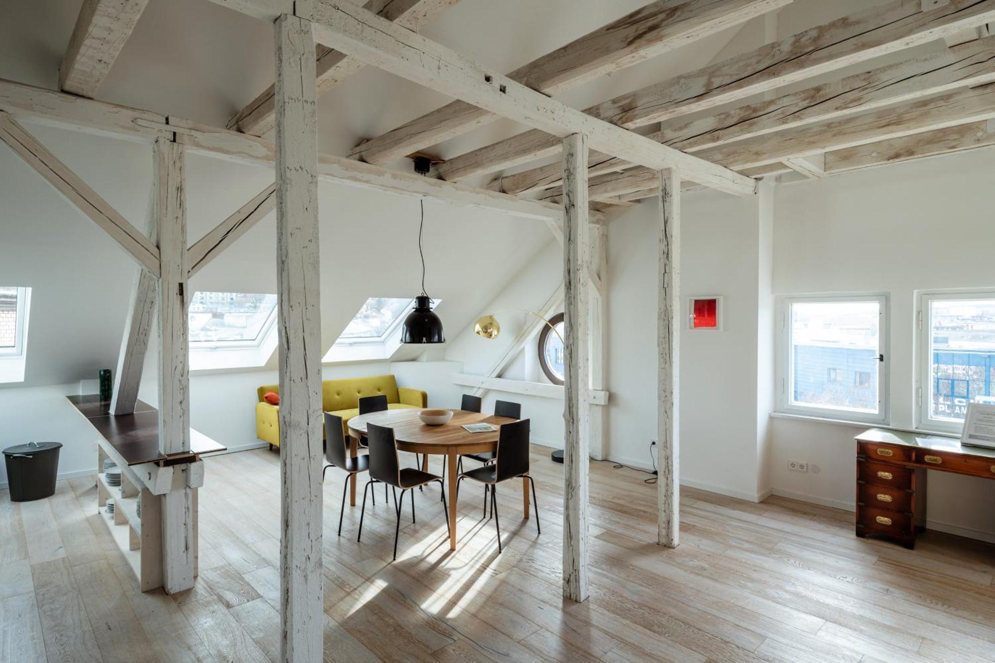 Kuenstlerzimmer Im Kulturhaus Haeselburg Gera Kültér fotó